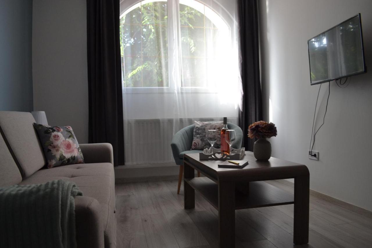 Fonix Design Rooms Debrecen Dış mekan fotoğraf
