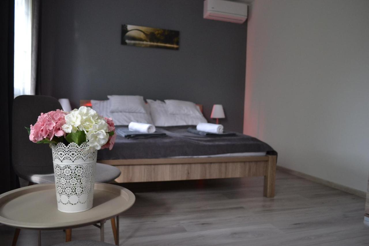 Fonix Design Rooms Debrecen Dış mekan fotoğraf