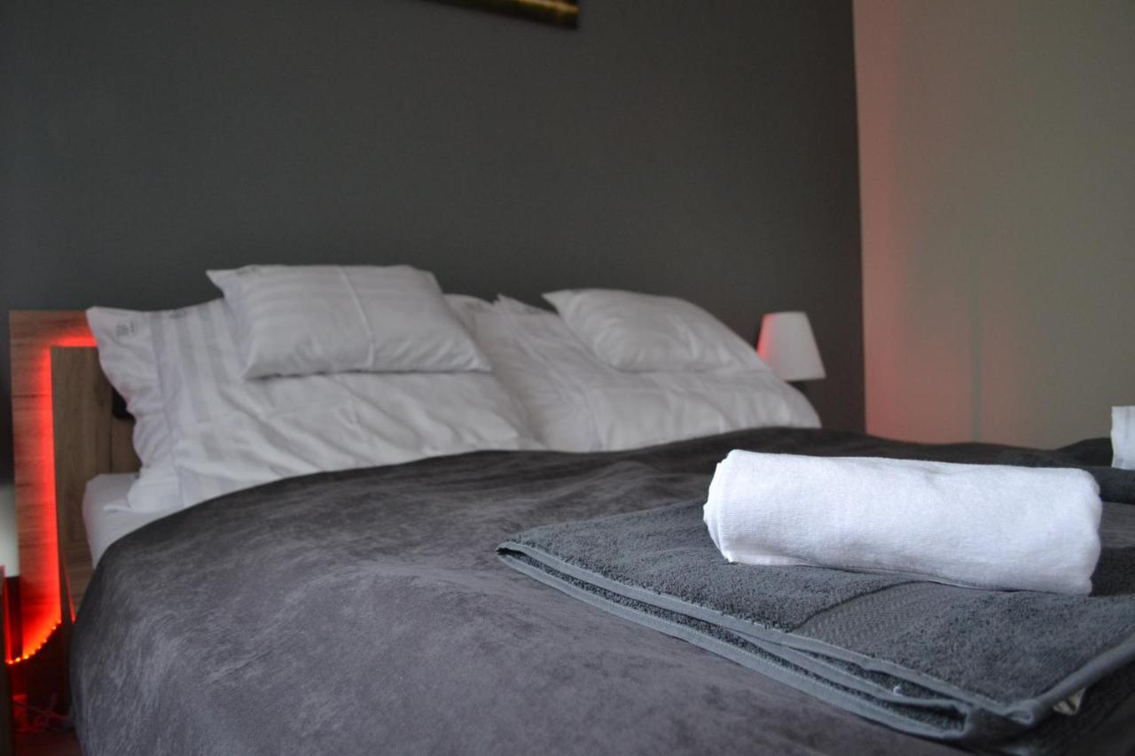 Fonix Design Rooms Debrecen Dış mekan fotoğraf