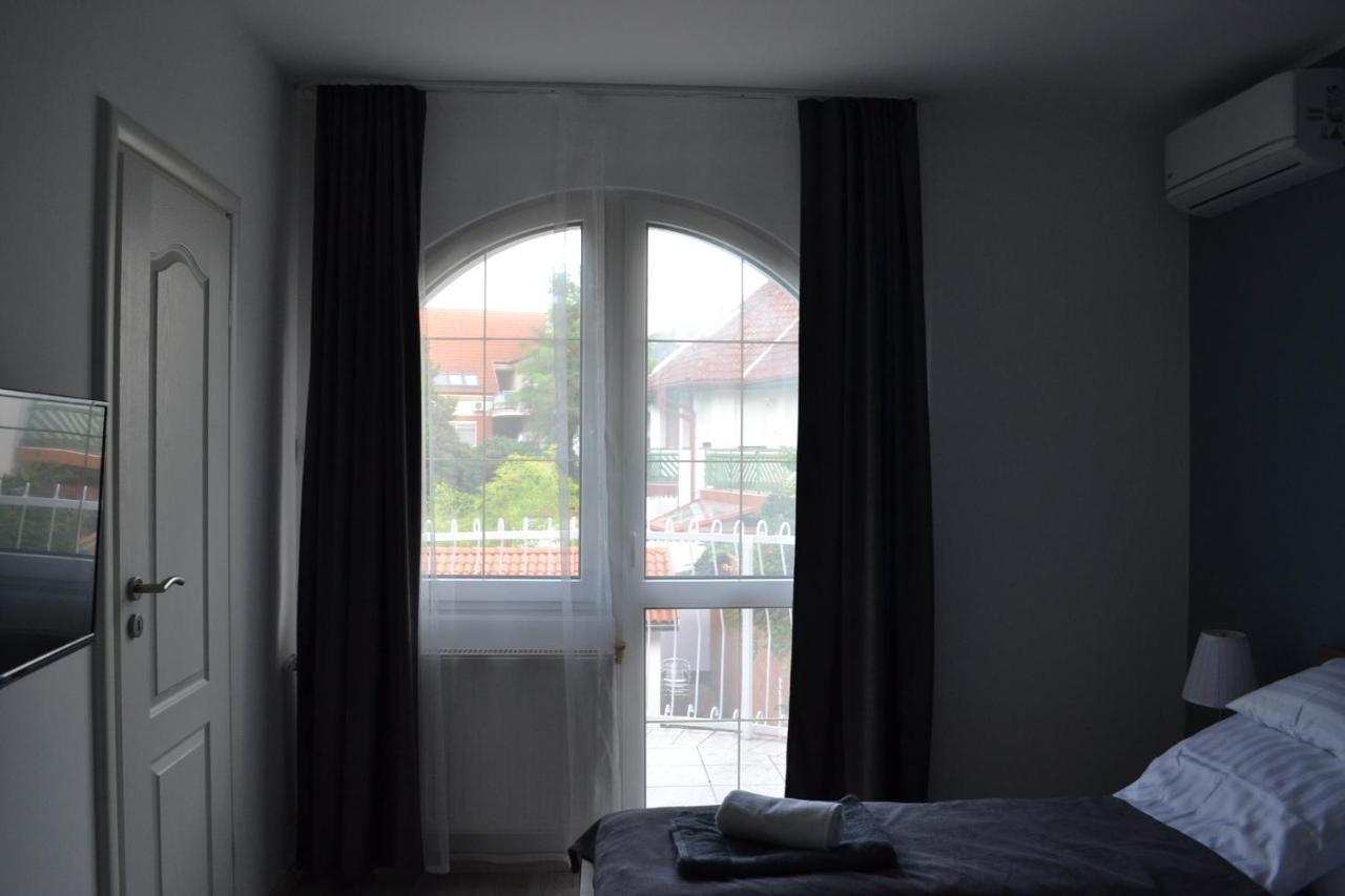 Fonix Design Rooms Debrecen Dış mekan fotoğraf
